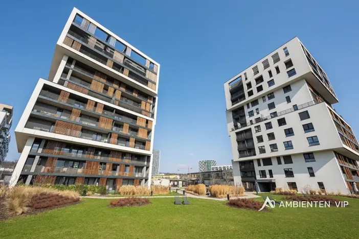 Prodej bytu 2+kk, Praha - Vysočany, Oktábcových, 72 m2