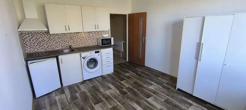 Prodej bytu 1+kk, Cheb, 17. listopadu, 23 m2