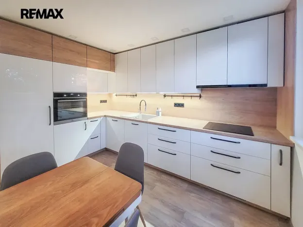 Pronájem bytu 3+1, Břeclav, U Splavu, 74 m2