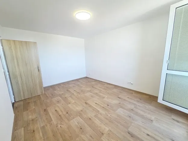 Pronájem bytu 1+1, Uherské Hradiště, Na Rybníku, 34 m2