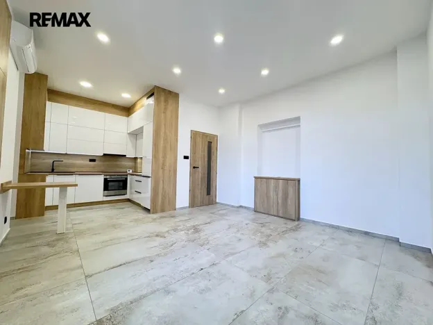 Pronájem bytu 1+kk, Karviná, Karola Śliwky, 34 m2