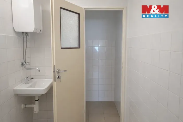 Pronájem obchodního prostoru, Beroun - Beroun-Centrum, Česká, 64 m2