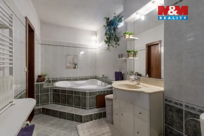 Prodej rodinného domu, Ostrava - Třebovice, Krameriova, 298 m2