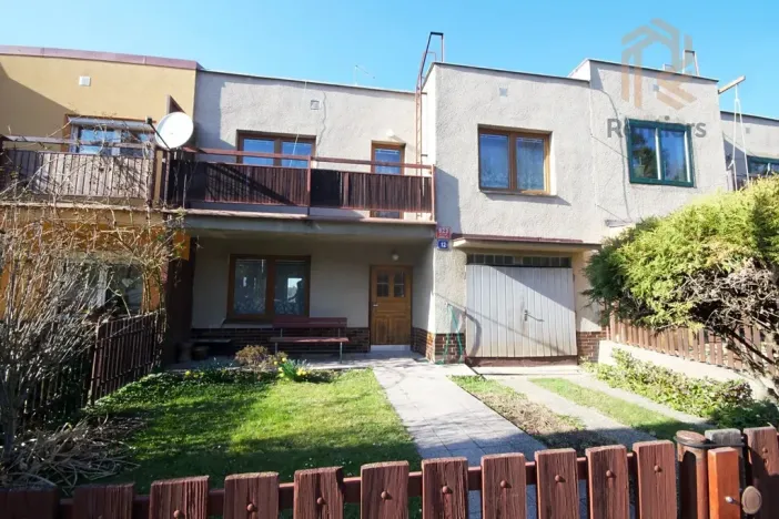 Prodej rodinného domu, Praha - Ruzyně, Kralupská, 256 m2