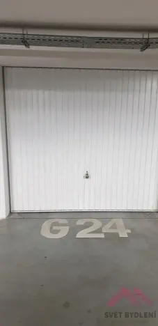 Pronájem bytu 3+kk, Praha - Záběhlice, Mattioliho, 82 m2