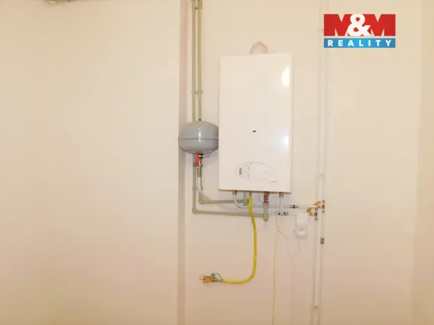 Pronájem bytu 3+1, Cheb, Dlouhá, 89 m2