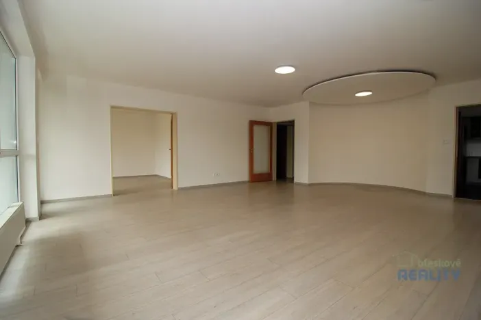 Pronájem bytu 4+1, Praha - Hostivař, Pod průsekem, 126 m2