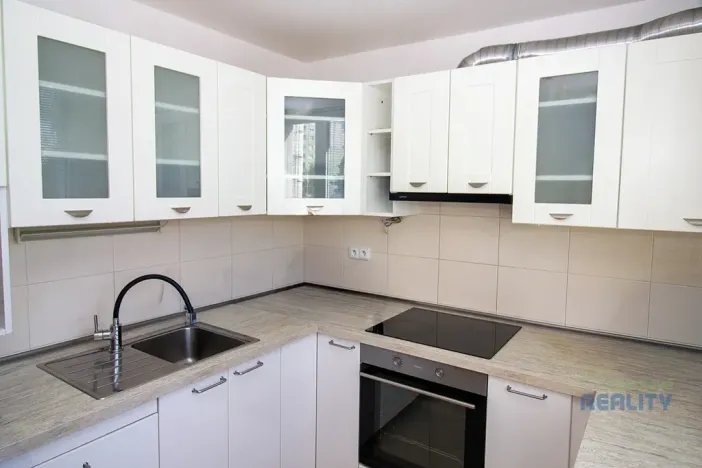 Pronájem bytu 2+kk, Čelákovice, Rumunská, 50 m2