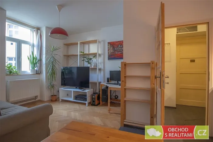 Prodej bytu 2+kk, Praha, U Uranie, 36 m2