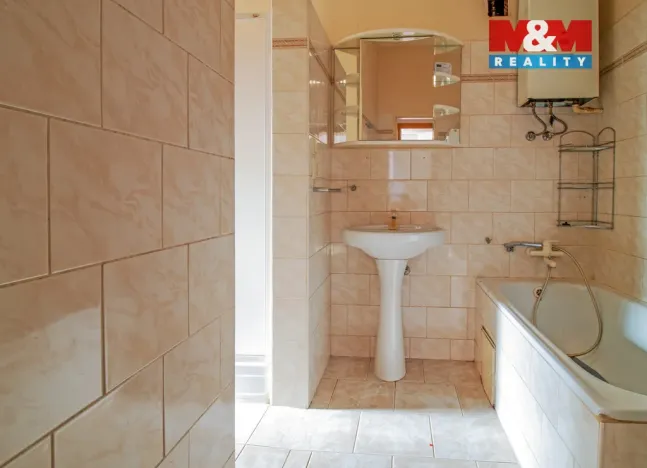 Pronájem rodinného domu, Stará Paka, Revoluční, 70 m2