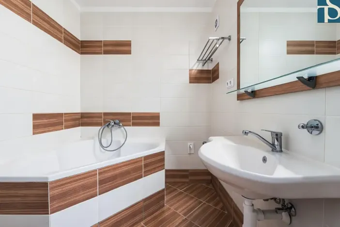 Prodej bytu 3+1, Praha - Bohnice, Vratislavská, 61 m2