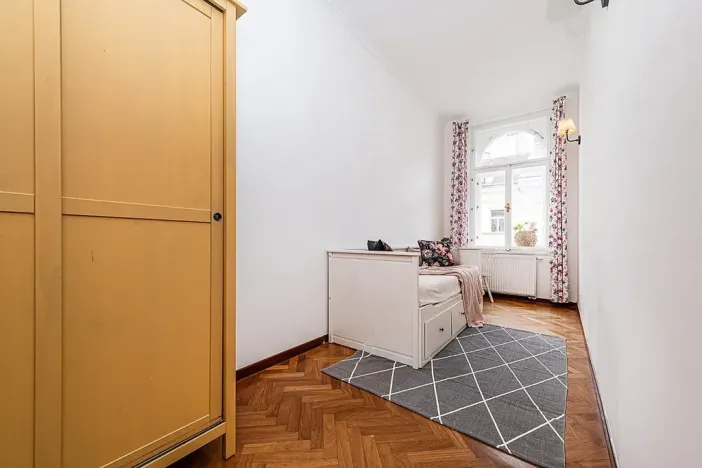 Pronájem bytu 3+kk, Praha - Nové Město, Koubkova, 61 m2
