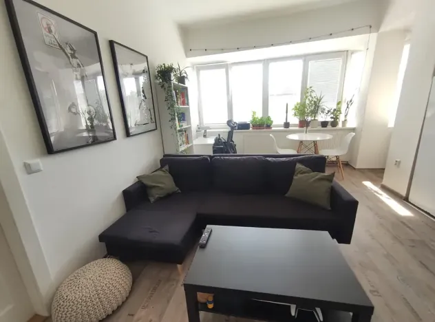 Pronájem bytu 2+kk, Praha, Pod kaštany, 48 m2