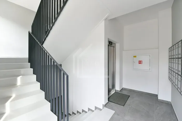 Prodej bytu 2+kk, Praha - Vysočany, V Předním Hloubětíně, 52 m2