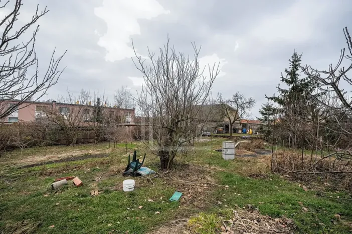 Prodej rodinného domu, Třebusice, 470 m2