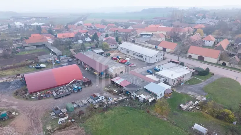 Prodej podílu pozemku, Třebíz, 161602 m2