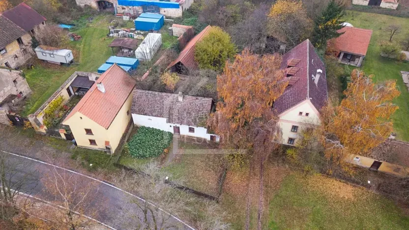 Prodej podílu pozemku, Třebíz, 161602 m2