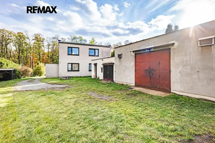 Prodej rodinného domu, Panenské Břežany, K dálnici, 202 m2