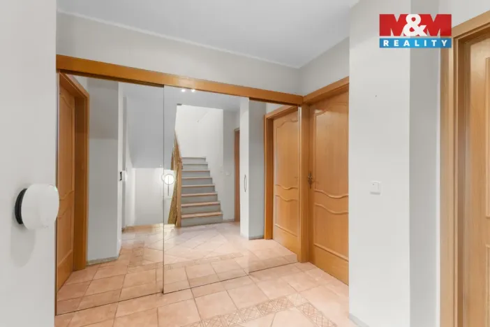 Prodej rodinného domu, Praha - Modřany, Vojtova, 277 m2