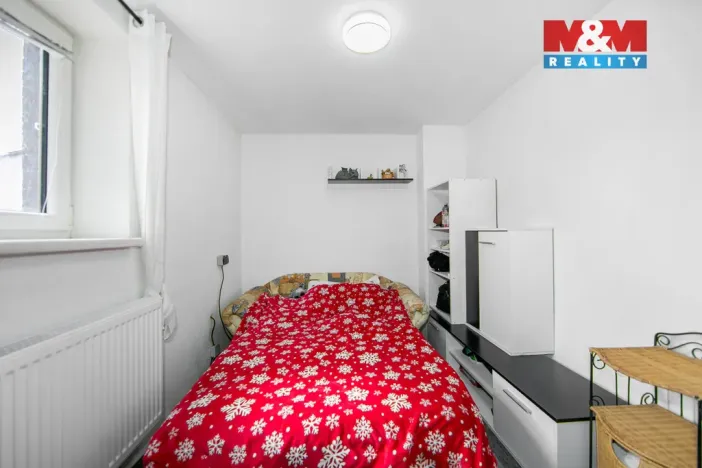 Prodej rodinného domu, Kladruby, Kostelní, 110 m2