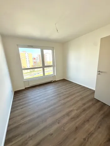 Prodej bytu 2+kk, Praha - Černý Most, Arnošta Valenty, 46 m2