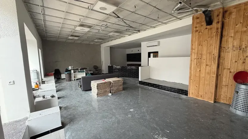 Prodej obchodního prostoru, Hodonín, Měšťanská, 1050 m2