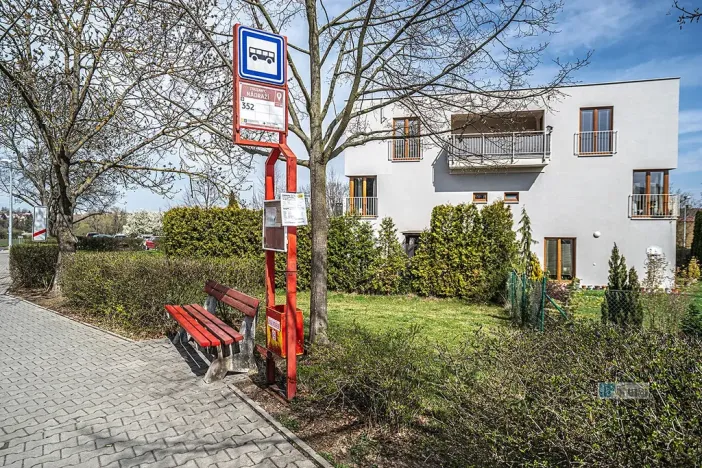 Pronájem bytu 2+kk, Zbuzany, Lomená, 45 m2