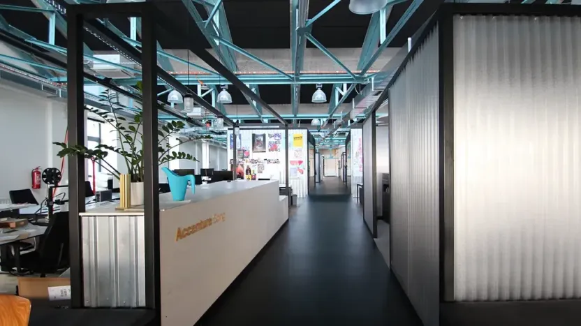 Pronájem kanceláře, Praha - Libeň, Lihovarská, 706 m2