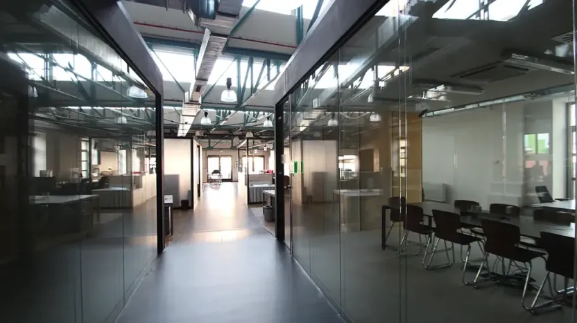 Pronájem kanceláře, Praha - Libeň, Lihovarská, 706 m2