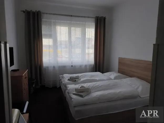 Pronájem bytu 1+kk, Uherský Brod, Mariánské nám., 20 m2