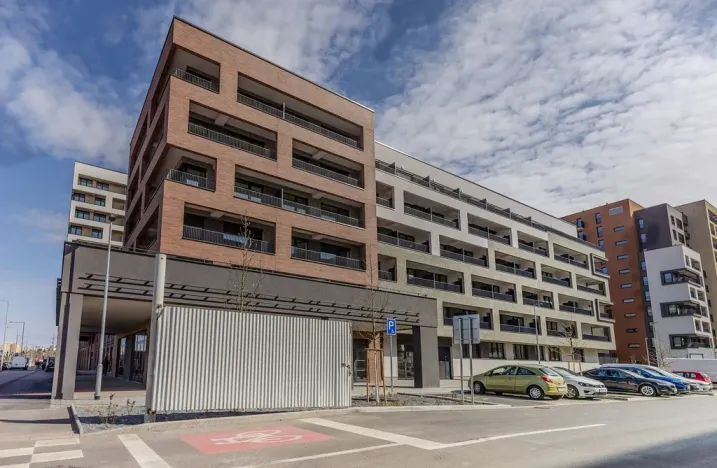 Pronájem bytu 1+kk, Praha - Hloubětín, Poděbradská, 33 m2