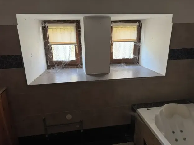 Dražba chaty, Polevsko, 125 m2