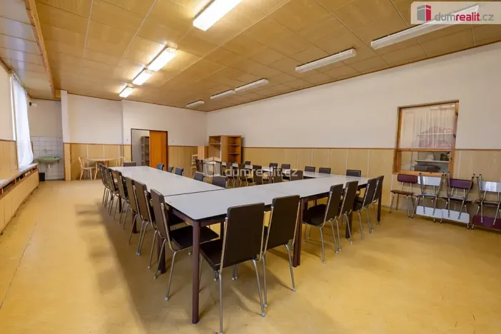 Prodej ubytování, Valeč, 43069 m2