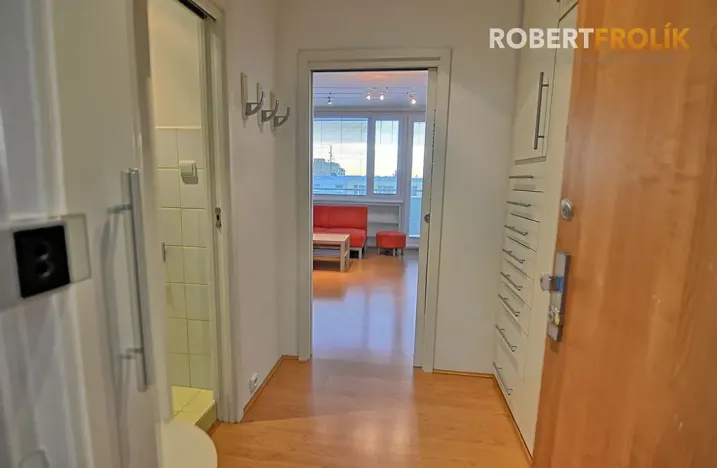 Pronájem bytu 2+kk, Praha - Ruzyně, Dědinská, 42 m2