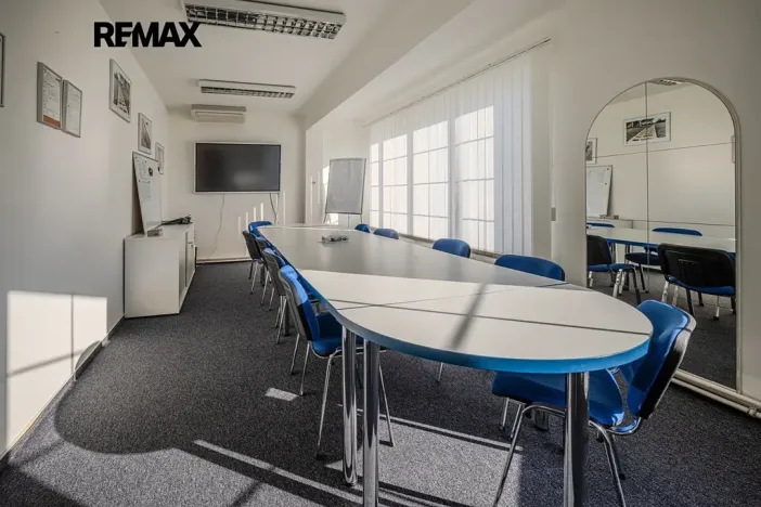 Prodej skladu, Plzeň, Dopravní, 9469 m2