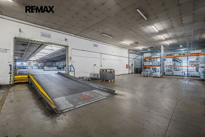 Prodej výrobních prostor, Plzeň, Dopravní, 9469 m2