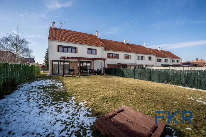 Prodej rodinného domu, Zásmuky, Za Tofou, 143 m2