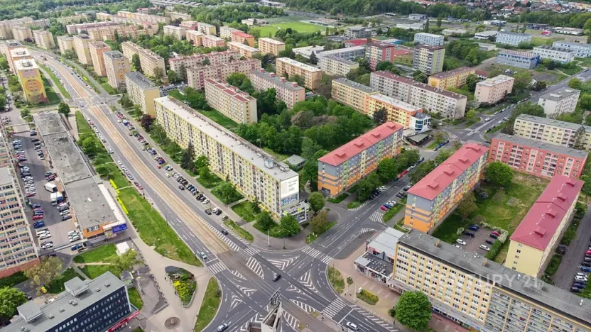 Pronájem obchodního prostoru, Most, Františka Halase, 90 m2