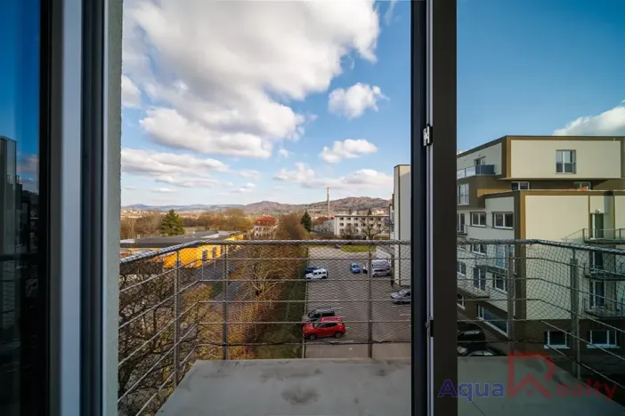 Prodej bytu 3+kk, Karlovy Vary, Dubová, 83 m2