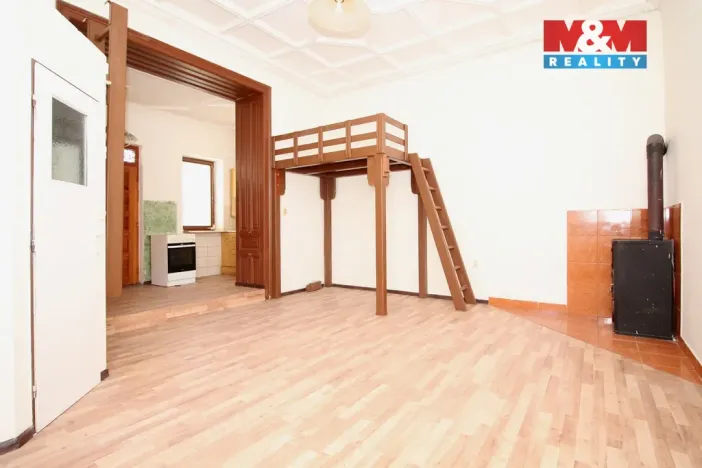 Pronájem bytu 1+kk, Pilníkov, Tovární, 36 m2