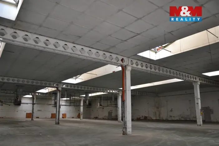 Pronájem skladu, Červený Kostelec, Jiráskova, 4000 m2