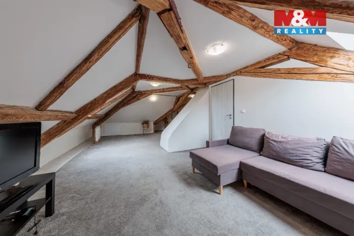 Prodej rodinného domu, Hroznětín, Mlýnská, 327 m2