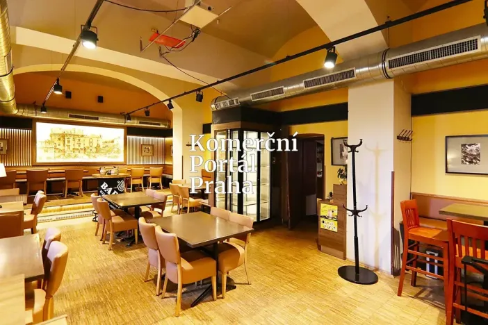 Pronájem restaurace, Praha - Smíchov, Na Václavce, 250 m2