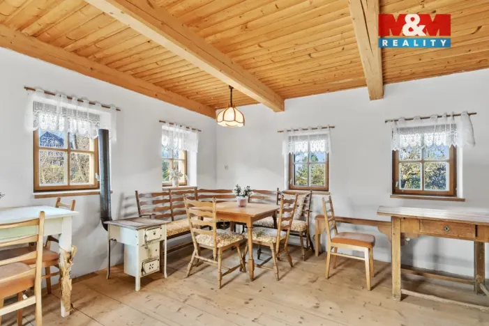 Prodej rodinného domu, Lomnice nad Popelkou - Černá, 100 m2