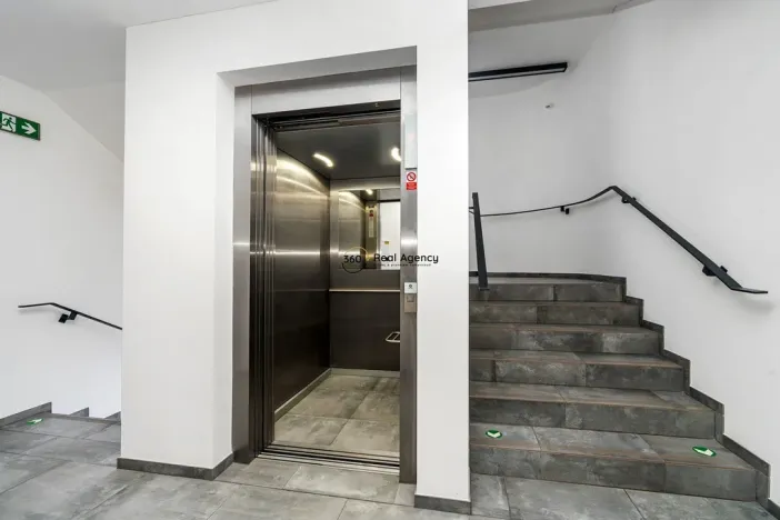 Pronájem bytu 1+kk, Praha - Braník, Skálové, 51 m2