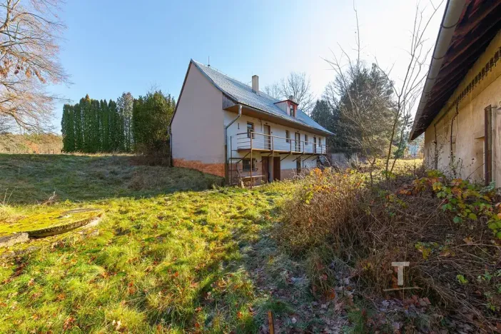 Prodej pozemku pro bydlení, Vrchotovy Janovice, 157355 m2