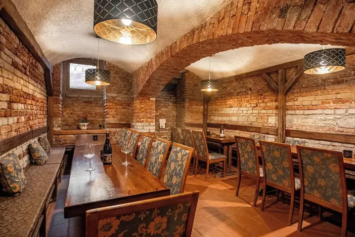 Pronájem restaurace, Praha - Vinohrady, Budečská, 280 m2