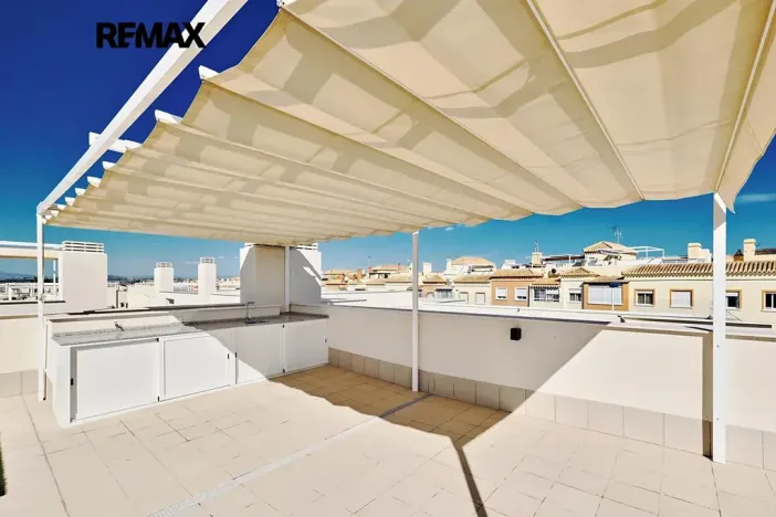 Prodej bytu 3+kk, Torrevieja, Španělsko, Calle Celindo, 102 m2