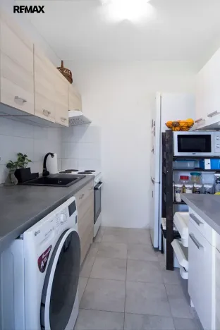 Pronájem bytu 1+kk, Chotětov, 9. května, 34 m2