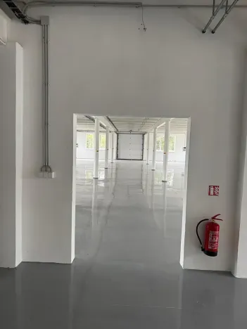 Pronájem skladu, Ostrov, 370 m2